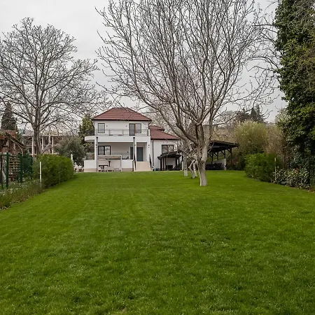 Private With 5bd, Pool & Stunning Sea Views By Flat Mаnаger * Warna