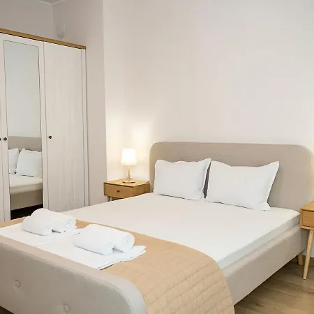 Private With 5bd, Pool & Stunning Sea Views By Flat Mаnаger * Warna